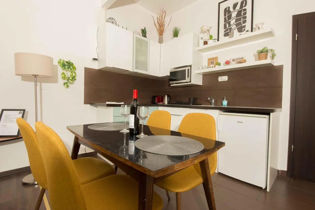 Paulay Design Apartment Budapest 0*,  Ungheria